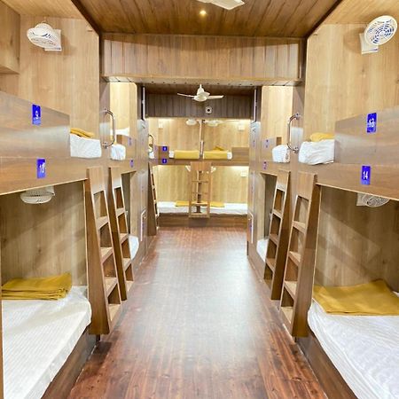 City Stay Deluxe Ac Dormitory Мадгаон Екстер'єр фото