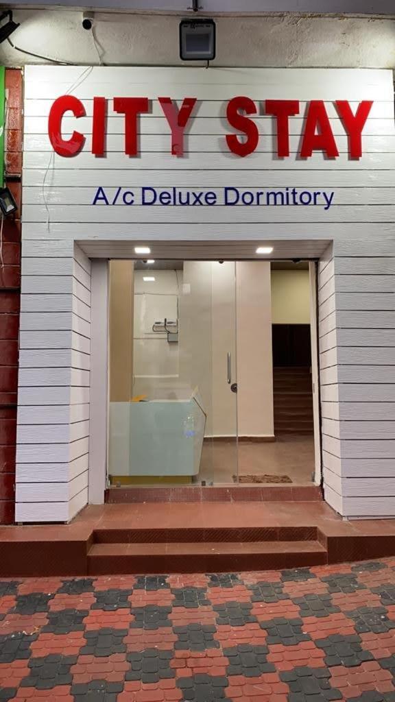 City Stay Deluxe Ac Dormitory Мадгаон Екстер'єр фото